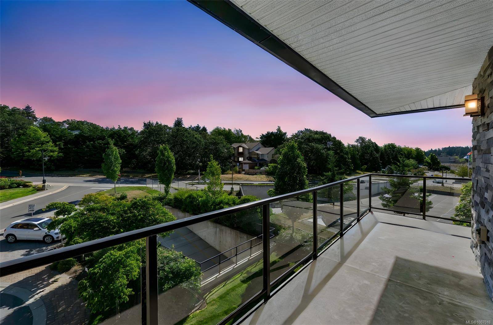 Saanich, BC V8Z 0E4,747 Travino Lane #302