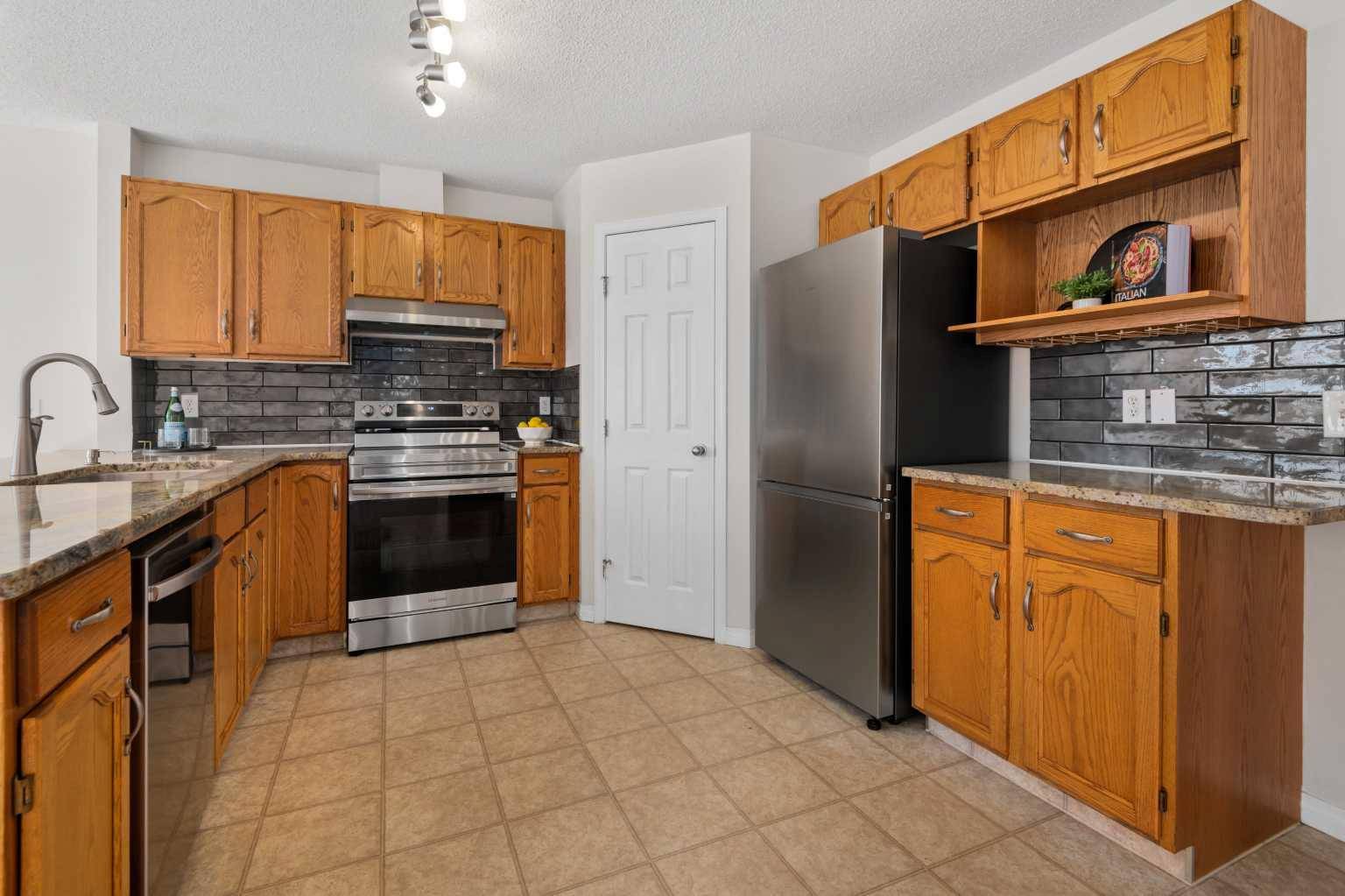 Calgary, AB T3A 6L5,108 Hidden Creek Rise Northwest