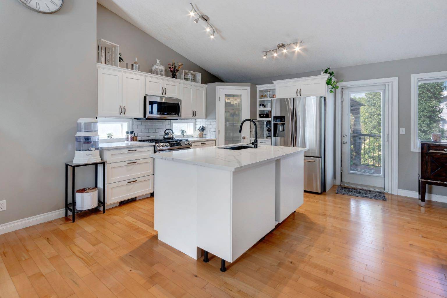 Strathmore, AB T1P1Y2,192 Camden PL