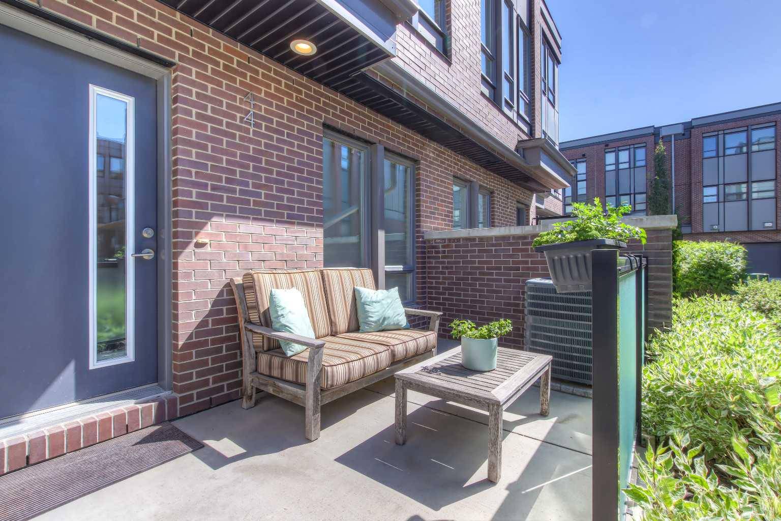 Calgary, AB T3B6G6,44 Norford Common NW