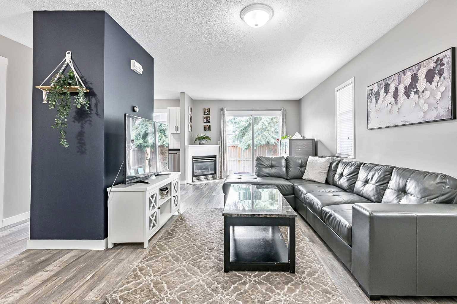 Calgary, AB T2Y 4X7,95 Eversyde PT SW
