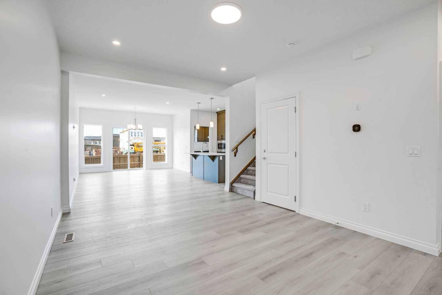 Calgary, AB T3J 5B9,83 Homestead Common Northeast