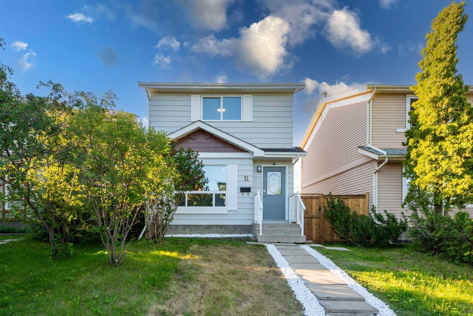 11 Erin Ridge RD Southeast, Calgary, AB T2B 2W2