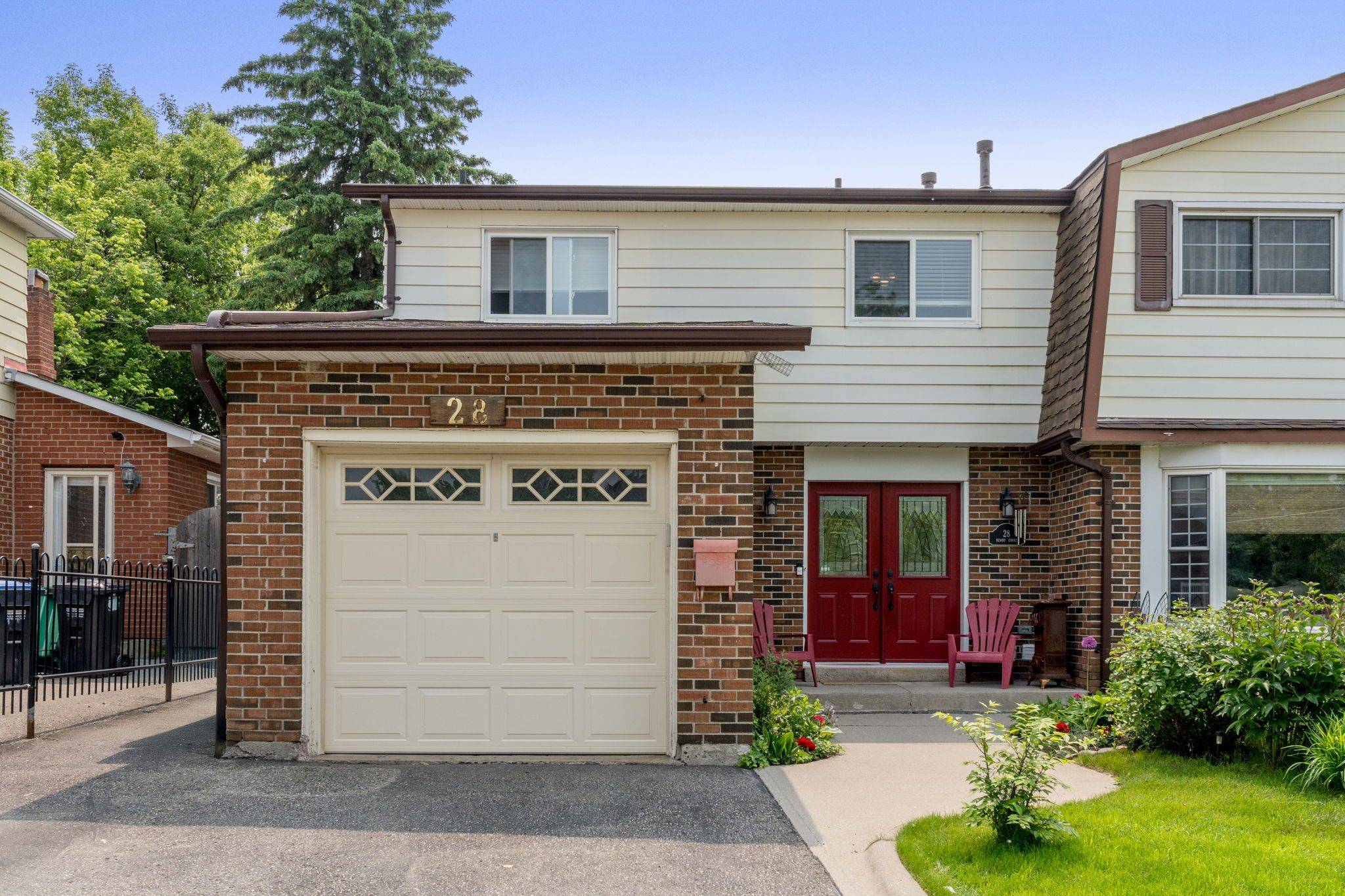 Brampton, ON L6V 2R8,28 Newby CT