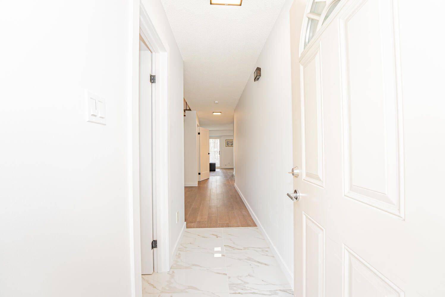 Mississauga, ON L4W 2S8,2120 Rathburn RD E #43