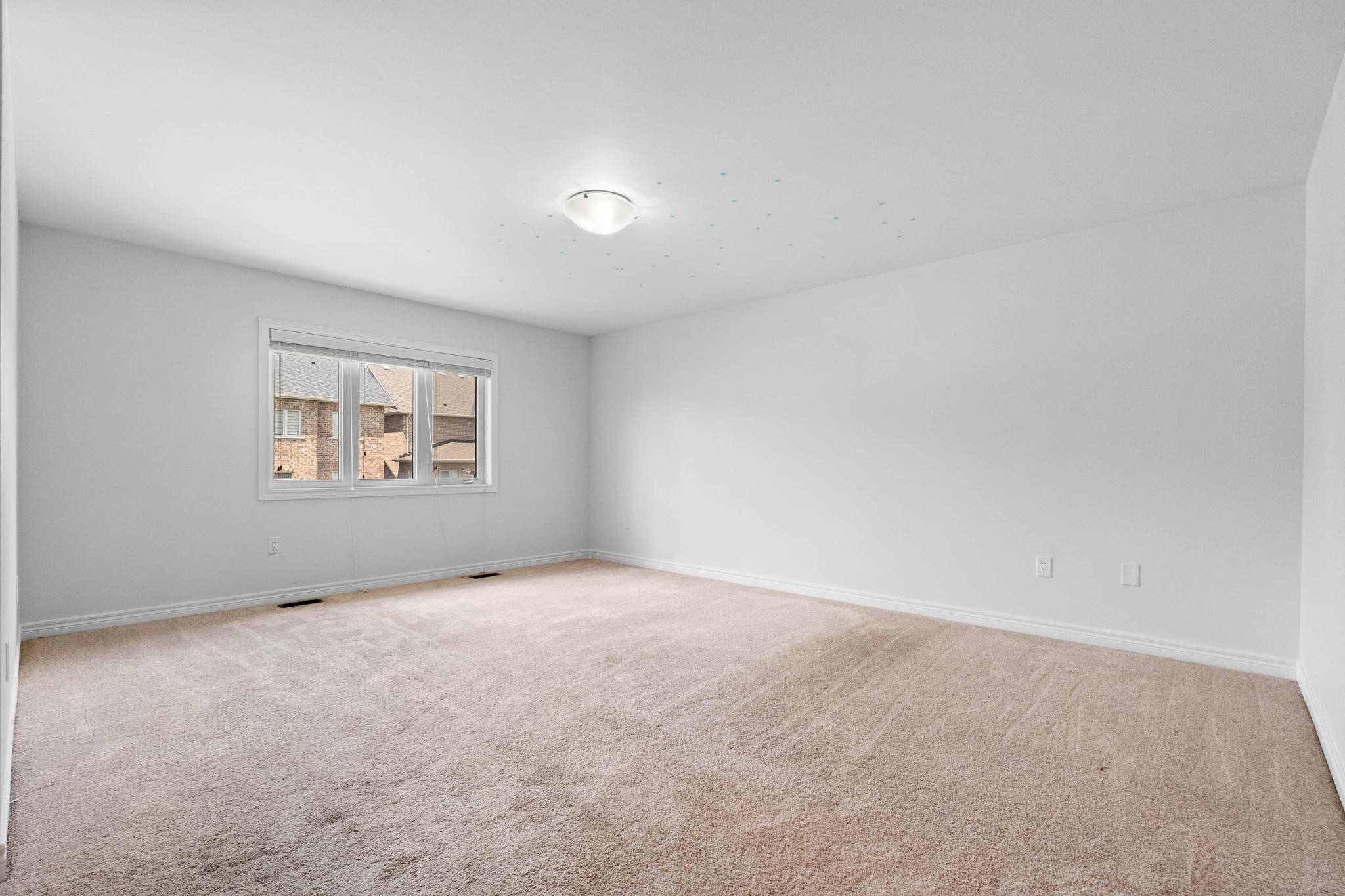 Woodstock, ON N4T 0L3,636 Mcgill LN
