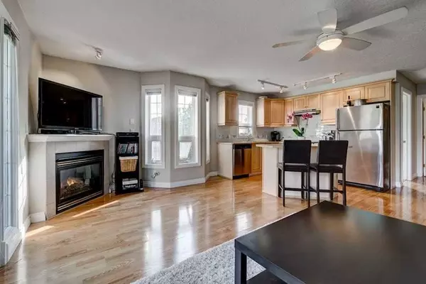 Calgary, AB T2N1W3,630 10 ST Northwest #306
