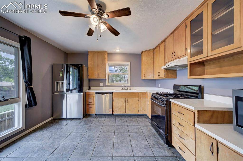 Pueblo, CO 81001,61 Louis Nelson RD