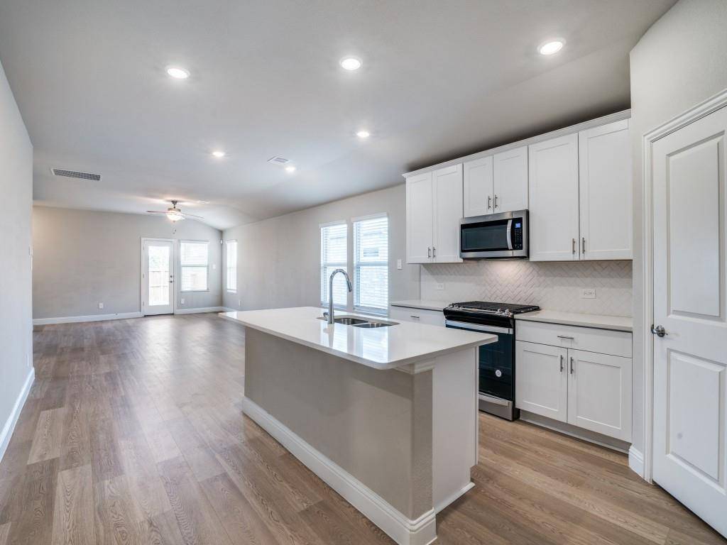 Forney, TX 75126,2287 Cliff Springs Drive