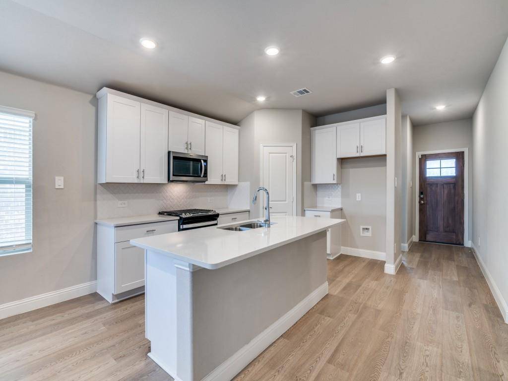 Forney, TX 75126,2287 Cliff Springs Drive