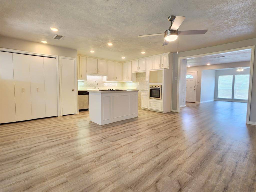 The Colony, TX 75056,5333 Strickland Avenue