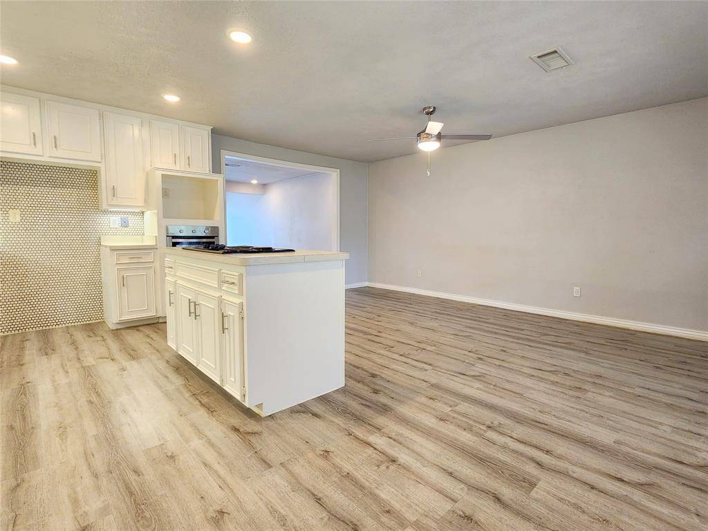 The Colony, TX 75056,5333 Strickland Avenue
