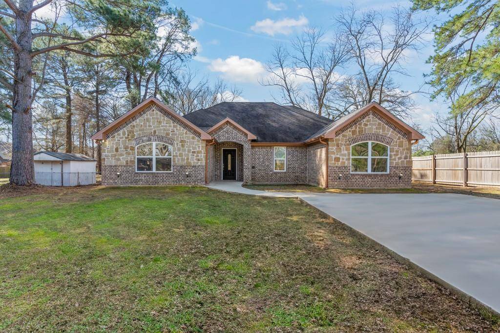 810 Alexander Road, Mount Pleasant, TX 75455