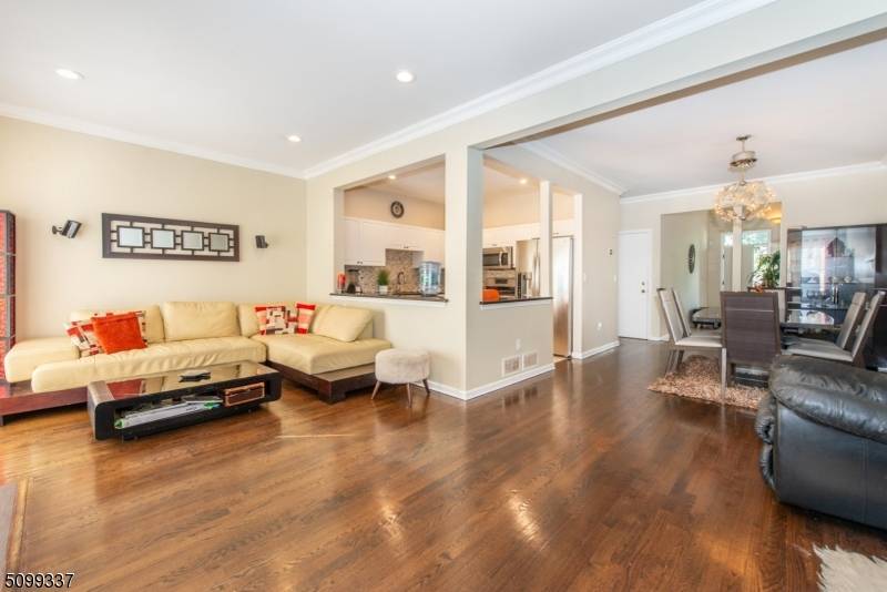 Parsippany-troy Hills Twp., NJ 07950,136 SPRINGHILL DRIVE