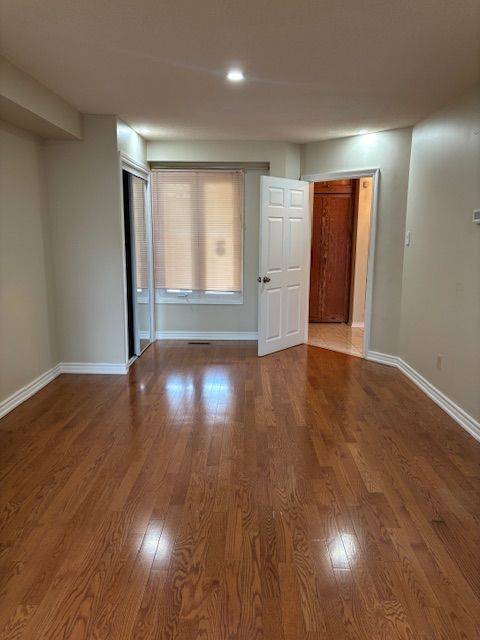 Ajax, ON L1T 3P5,5 Hearne CRES