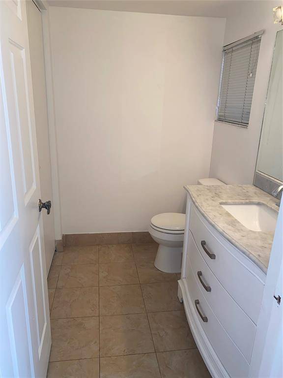 Fort Lauderdale, FL 33334,5201 NE 14th Ter #3