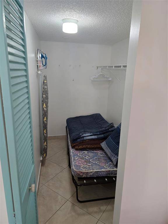 Sunny Isles Beach, FL 33160,17801 N Bay Rd #301