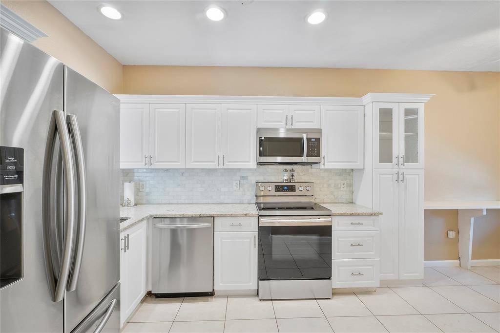 Boca Raton, FL 33428,20951 Via Oleander #B