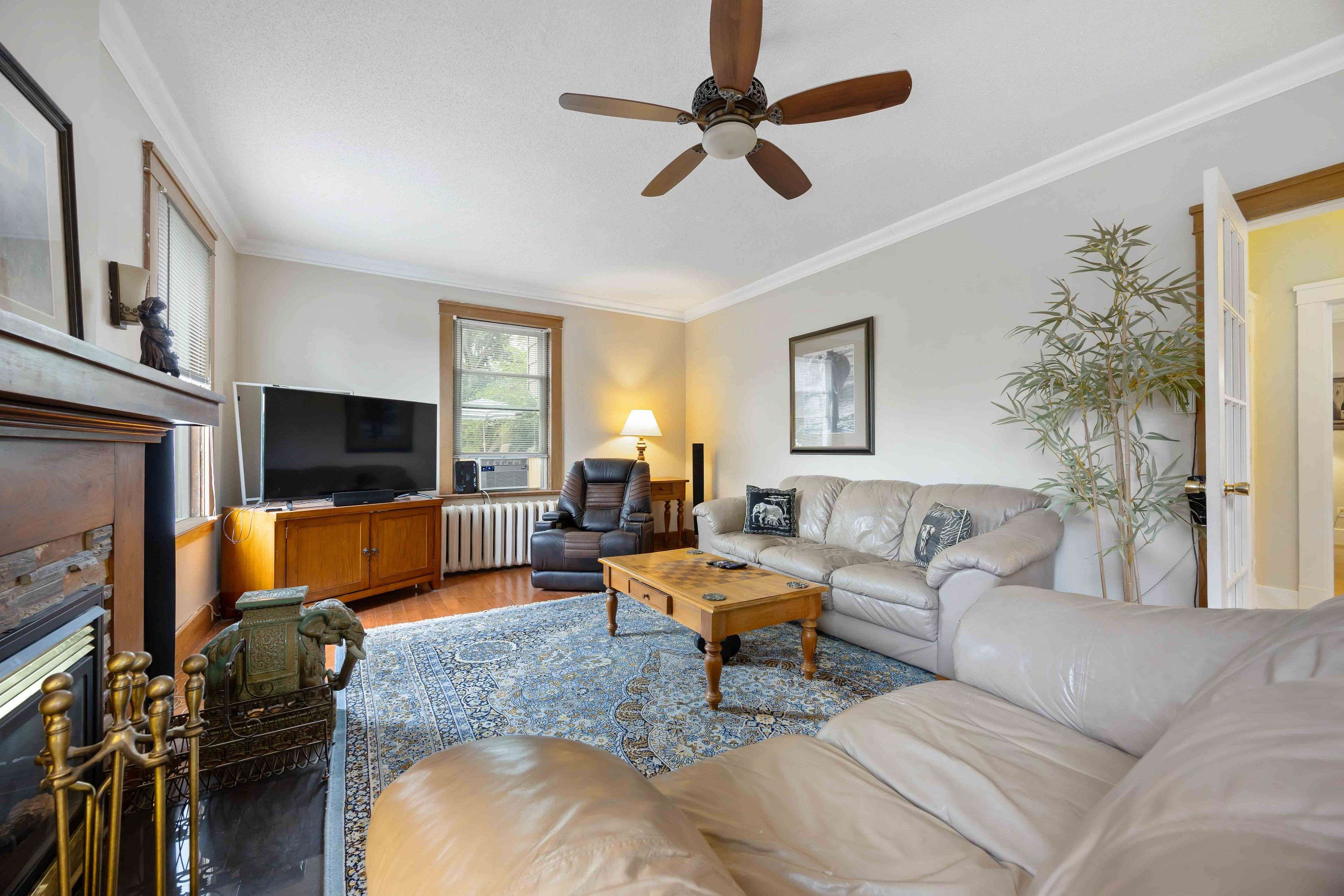 Sarnia, ON N7T 4V5,194 London RD