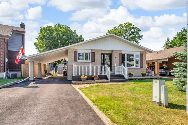 3 Leap CT, Cornwall, ON K6H 6M6