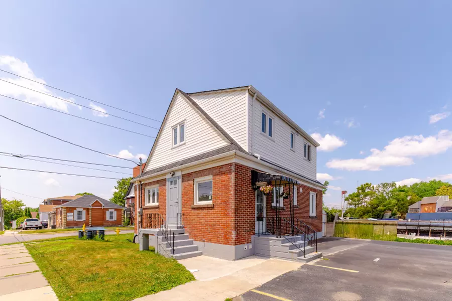 157 Centre ST S #(Main+Lower), Oshawa, ON L1H 4A5