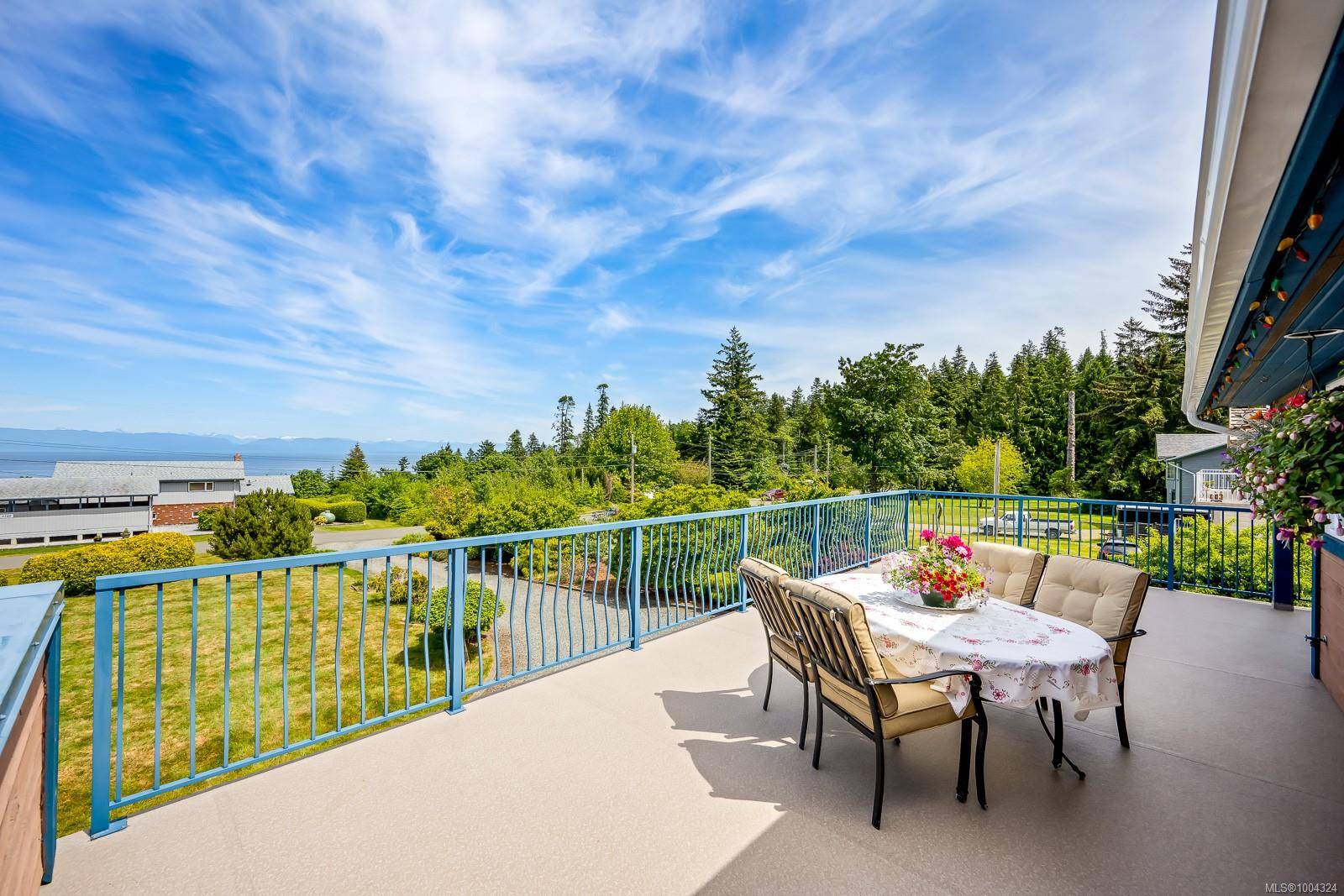 Courtenay, BC V9J 1V4,6349 Eagles Dr