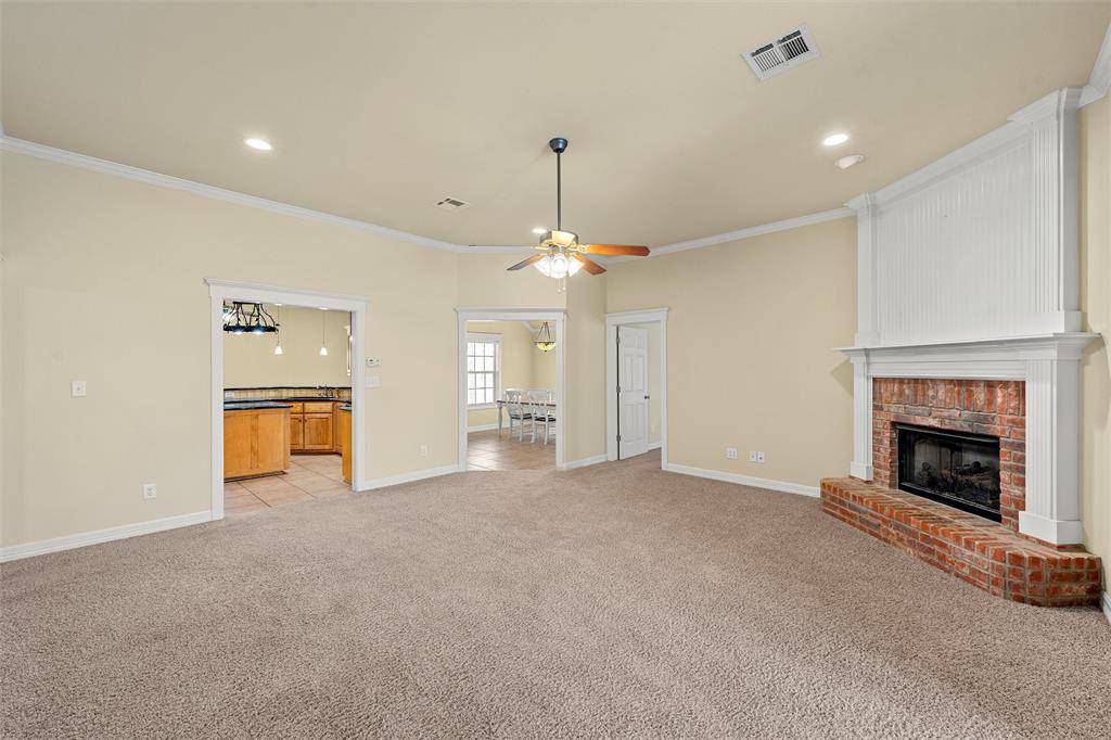 Lorena, TX 76655,110 Bob White Circle