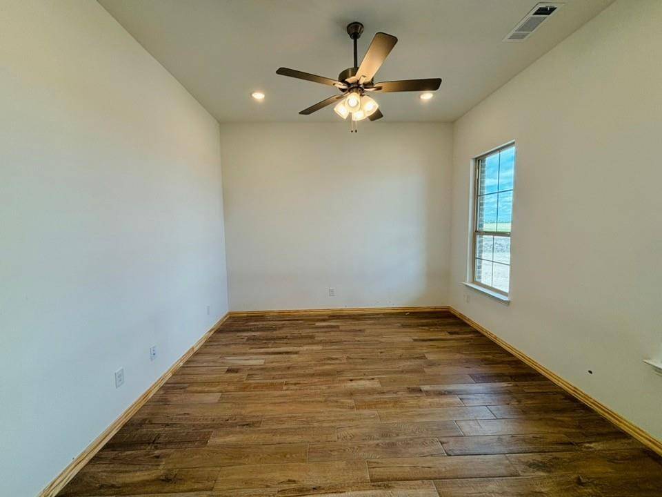 Valley View, TX 76272,1810 County Road 200