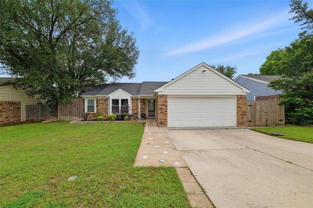 Euless, TX 76039,306 Rosemary Lane