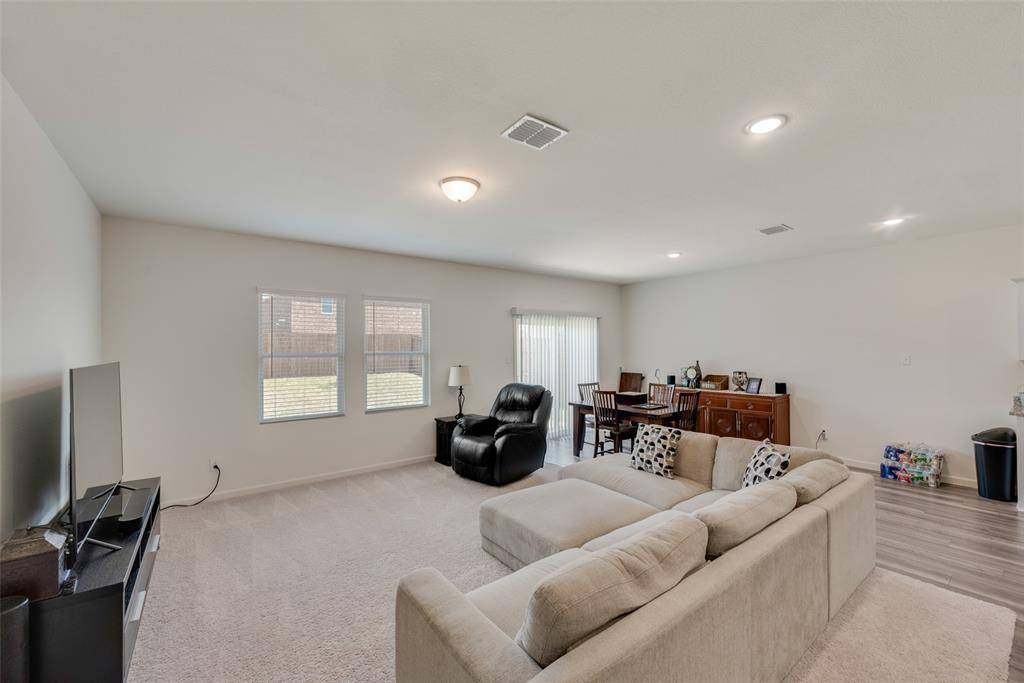 Lavon, TX 75166,786 Camden Drive