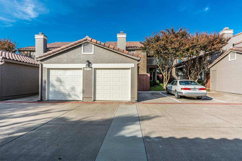 Dallas, TX 75287,4242 CAPISTRANO #217