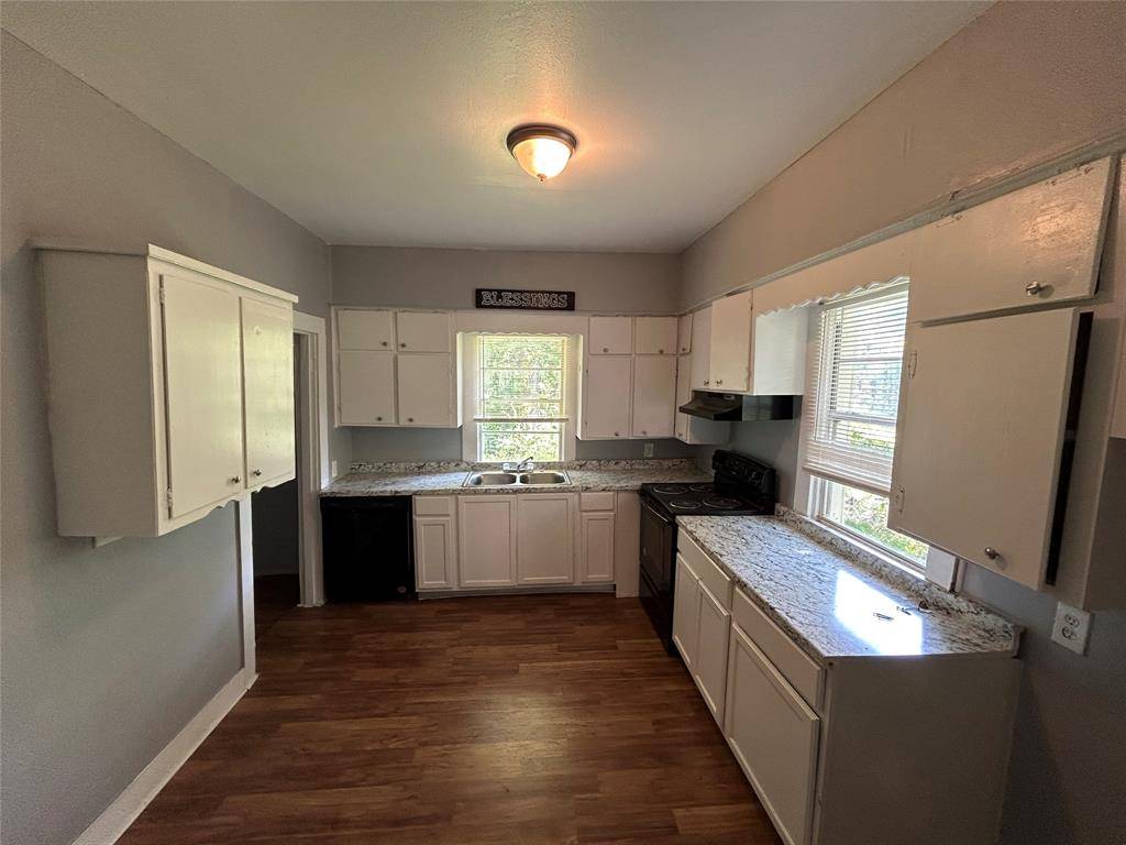 Whitesboro, TX 76273,408 Water Street