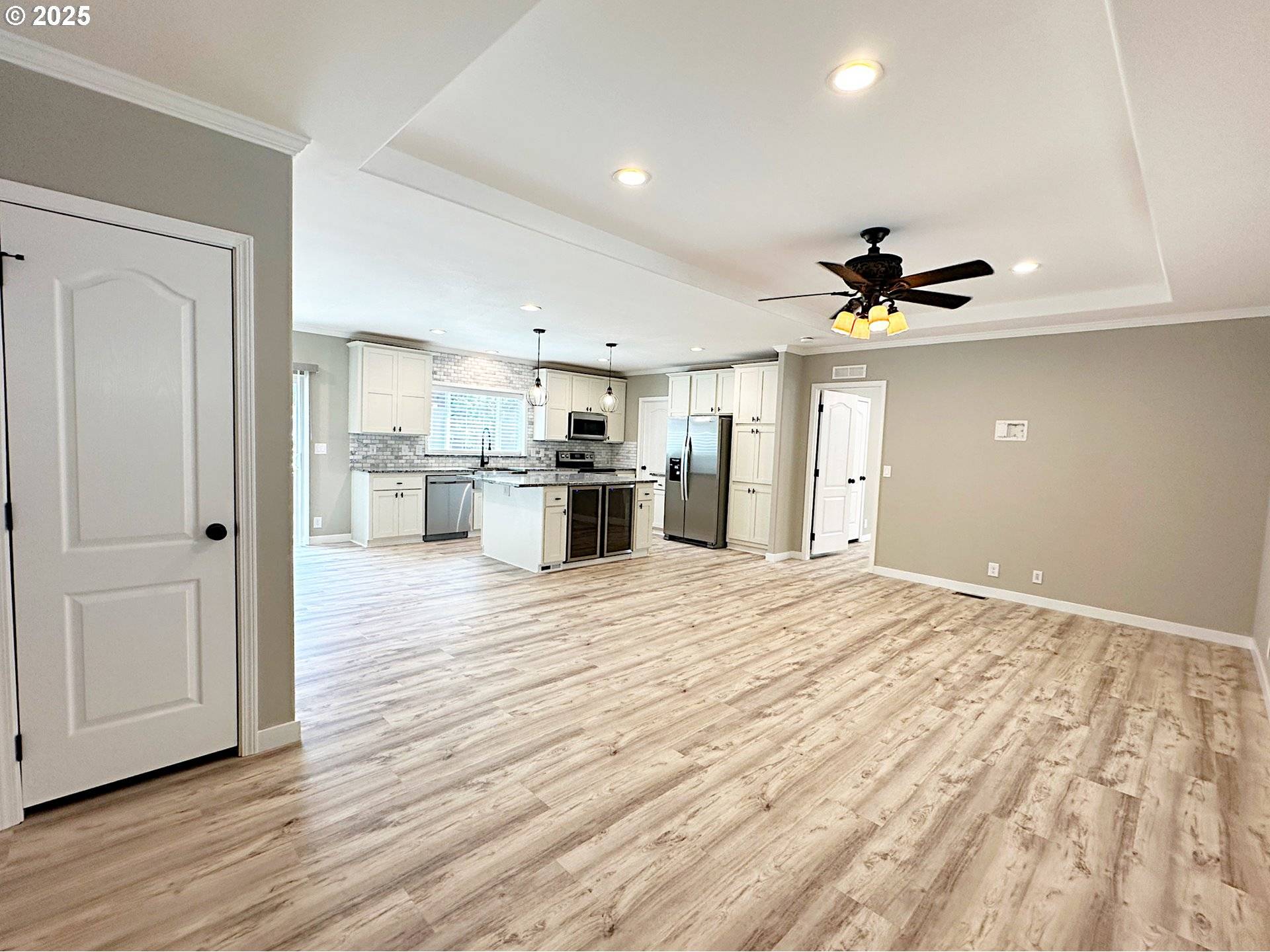 Bend, OR 97702,61170 CHUCKANUT DR