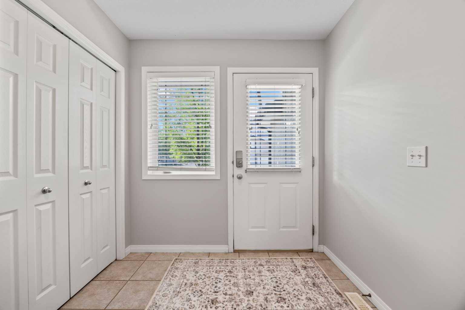 Calgary, AB T3H 4T8,88 Simcoe PL SW