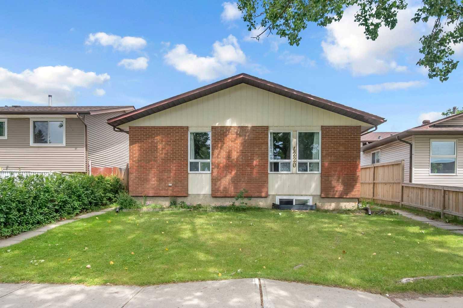 Calgary, AB T1Y 5C5,4220 Whitehorn DR Northeast