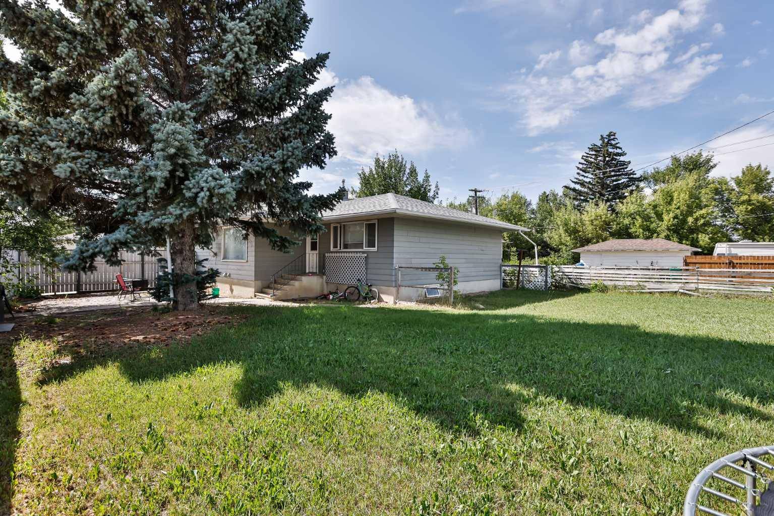 1301 9 AVE North, Lethbridge, AB T1H 1H3