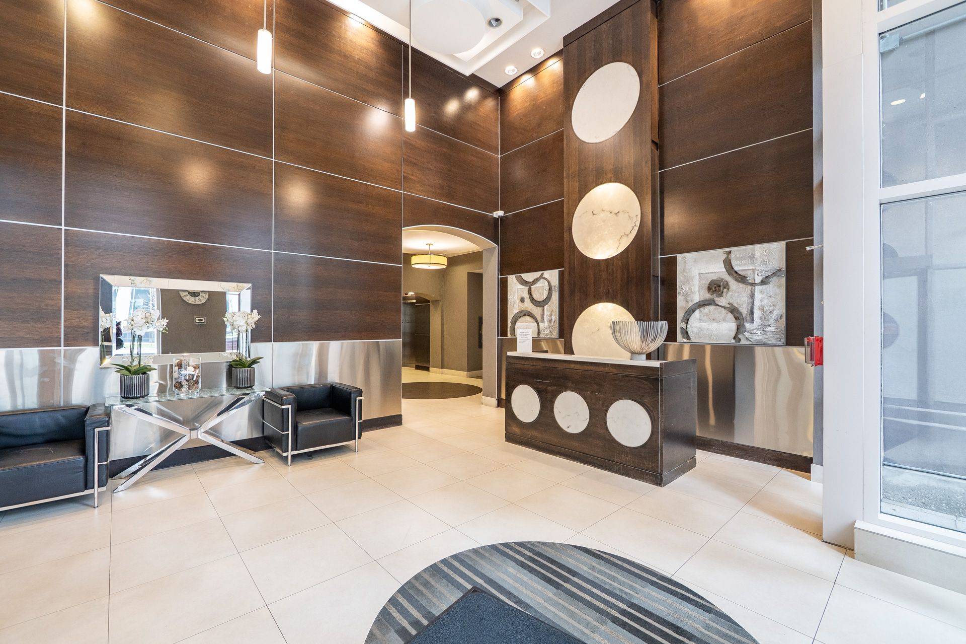 Toronto E09, ON M1P 0B4,25 Town Centre CT #2305