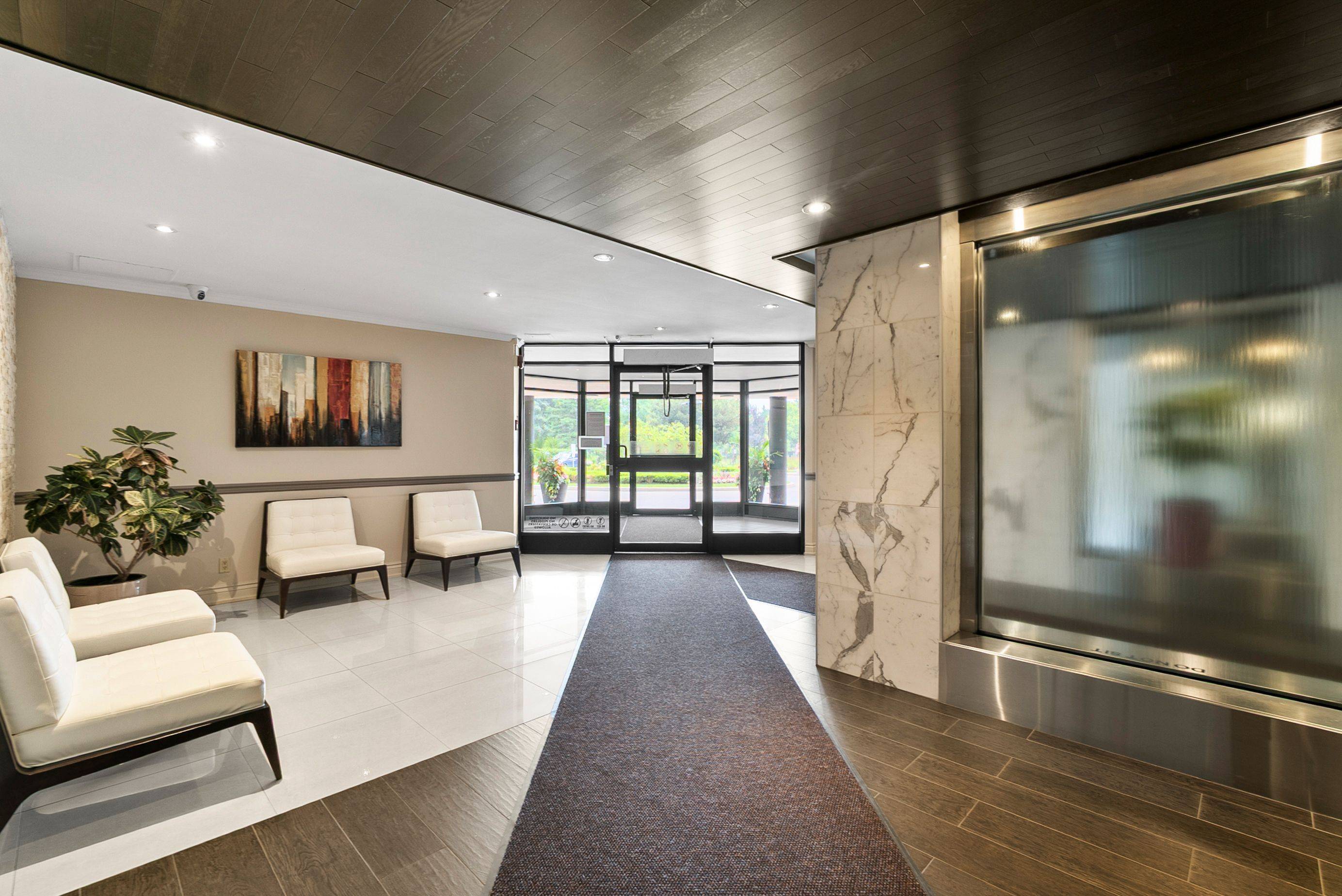 Mississauga, ON L5E 3G2,1485 Lakeshore RD E #1109