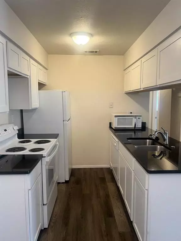 Red Oak, TX 75154,534 Canary Lane