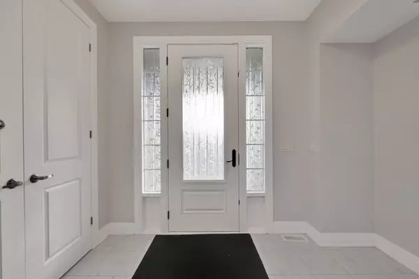 Woodstock, ON N4T 0M5,803 Queenston BLVD
