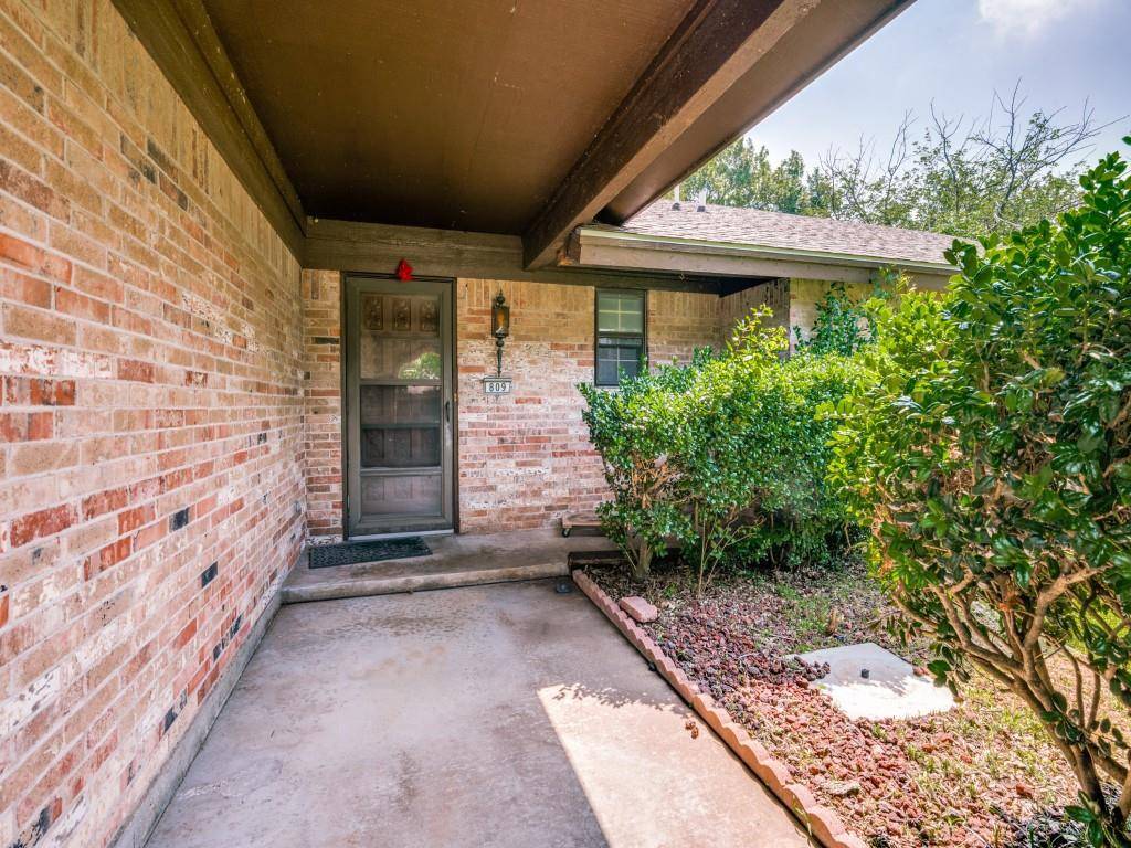 Cleburne, TX 76033,809 S Ridgeway Drive