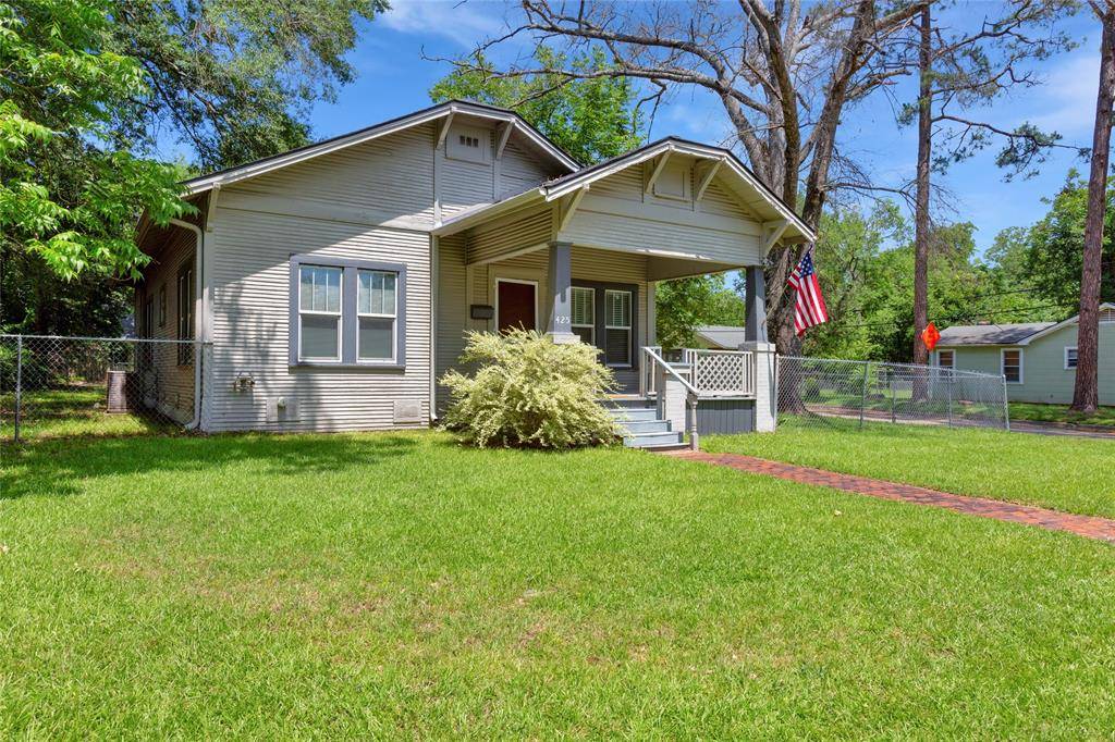 Mineola, TX 75773,425 N Newsom Street