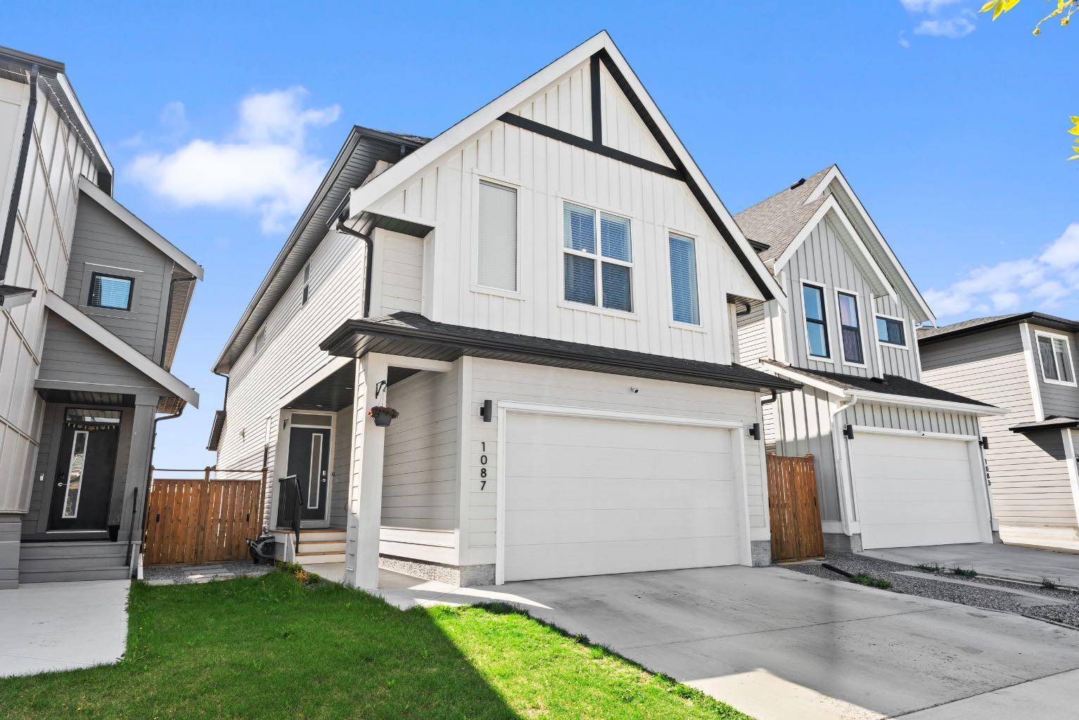 1087 Copperfield BLVD Southeast, Calgary, AB T2Z 5G8