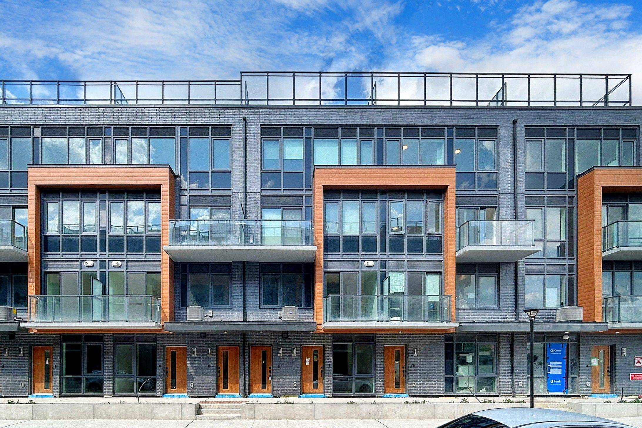 Toronto C13, ON M3A 2P8,65 Curlew DR #209