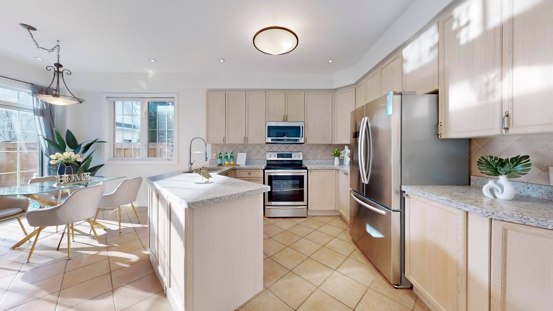 Markham, ON L6B 1B5,80 Country Glen RD
