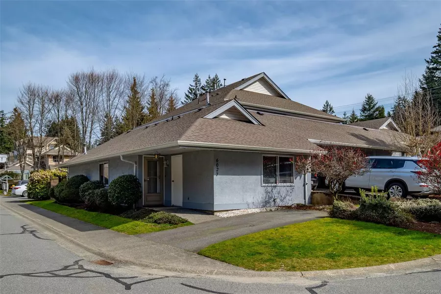 6027 Jake's Pl, Nanaimo, BC V9R 6E7