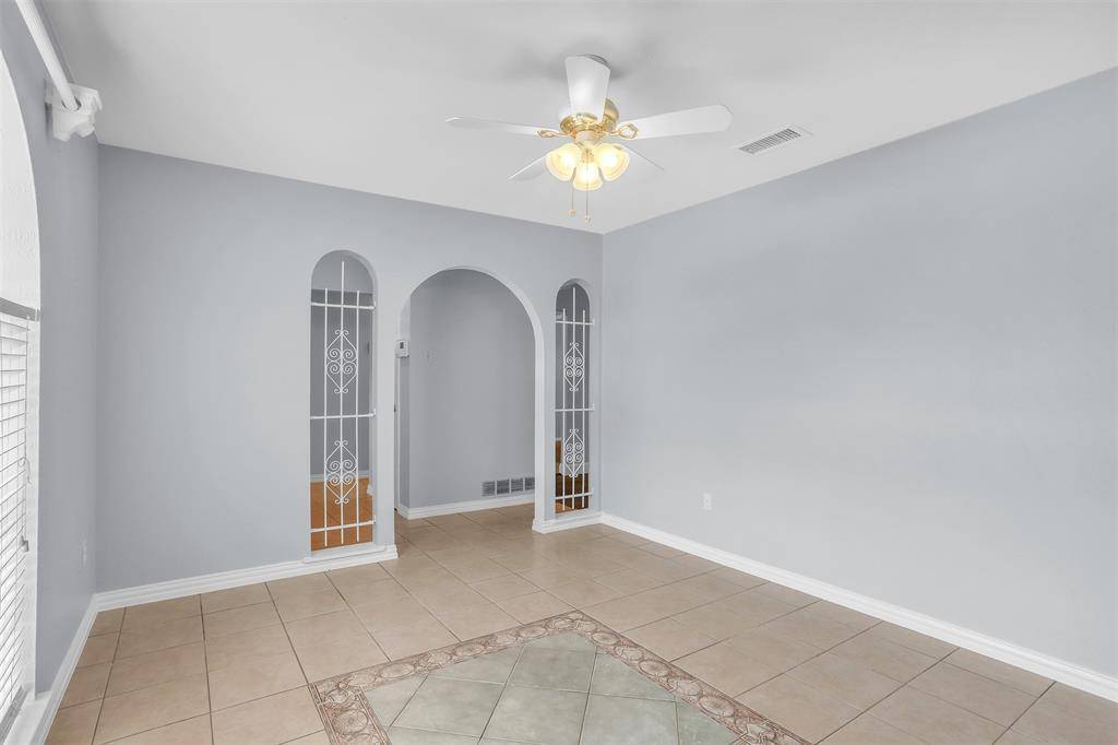 Mesquite, TX 75149,111 Skylark Street