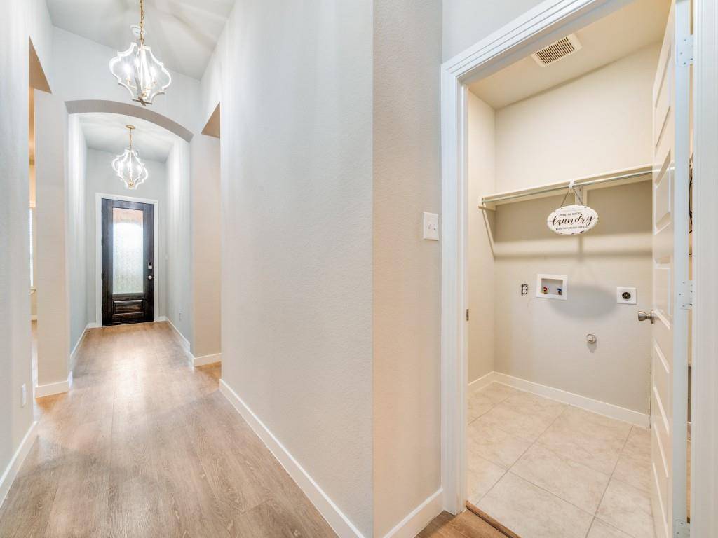Aubrey, TX 76227,3517 Palmetto Avenue
