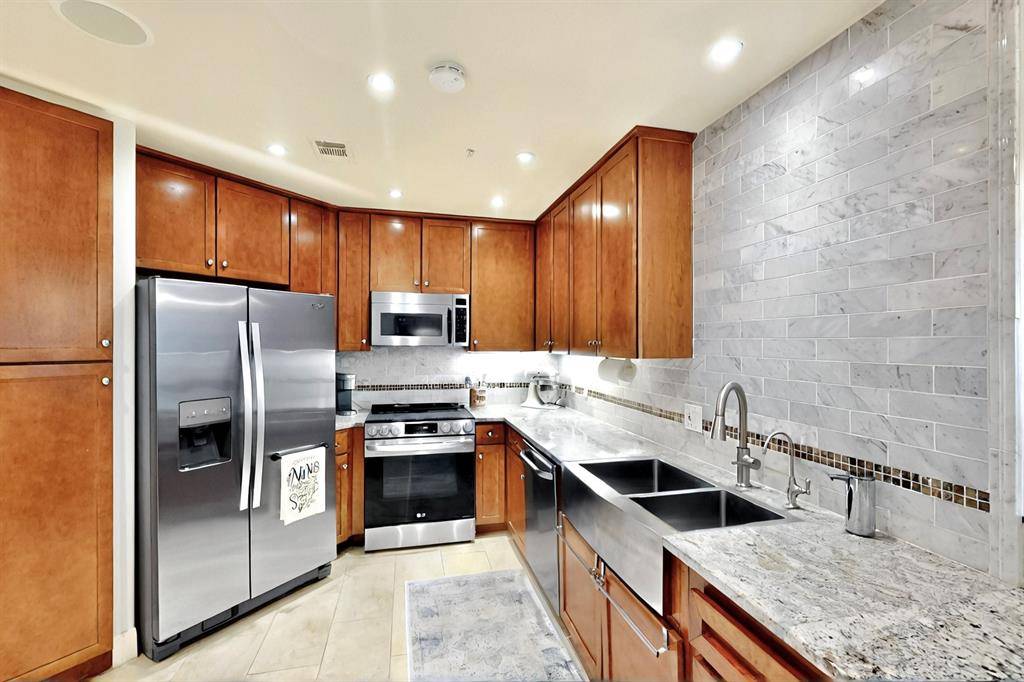 Irving, TX 75039,330 Las Colinas Boulevard E #602