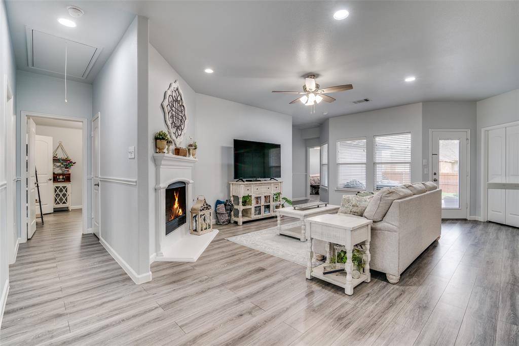 Rockwall, TX 75087,1237 Bay Line Drive